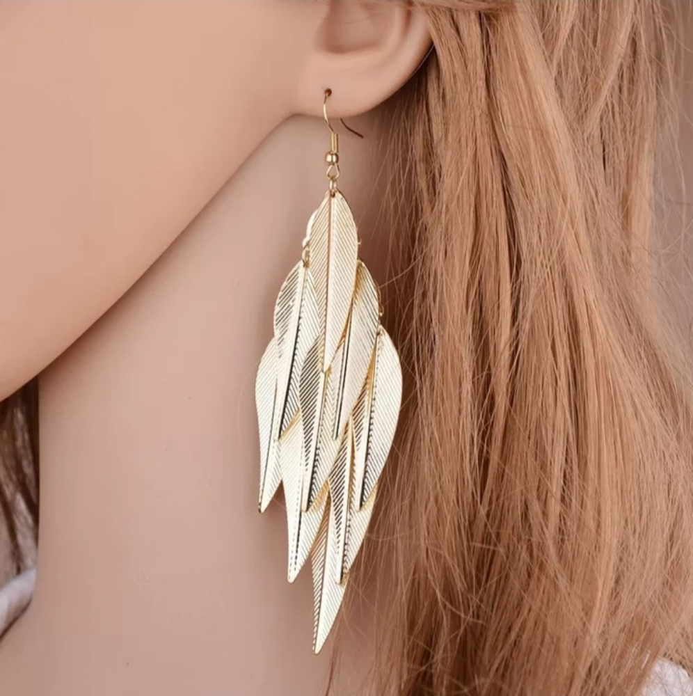 🎀Boho Style Layered Leaf Earrings - Picture 1 of 5